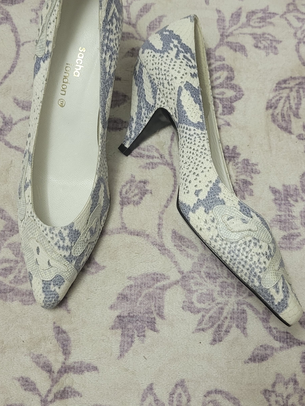 Sacha London White and Purple Snake-Print Pointed Toe Heels